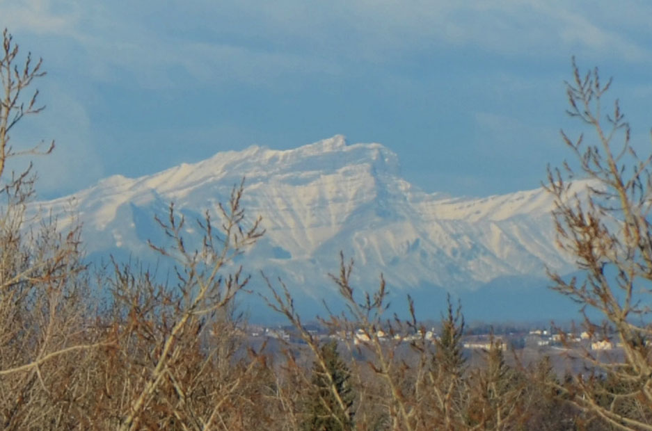 saddle-peak_from-apartment_cropped_edited