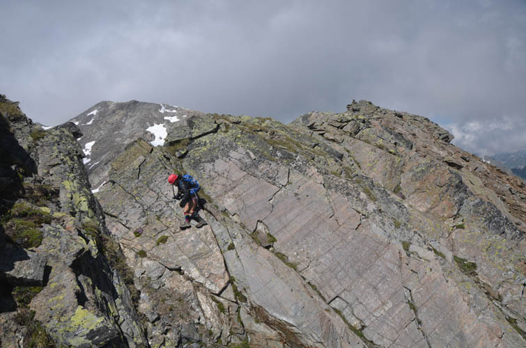 Pischahorn Isent llispitz Spectacular Mountains